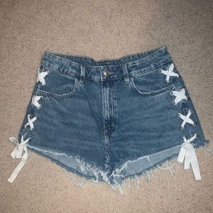 H&M lace up denim shorts